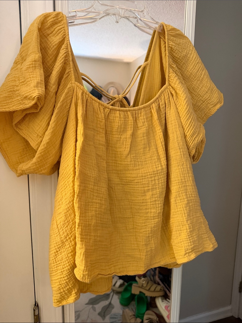 Women’s Boutique Yellow Gauze Flutter-Sleeve Top
